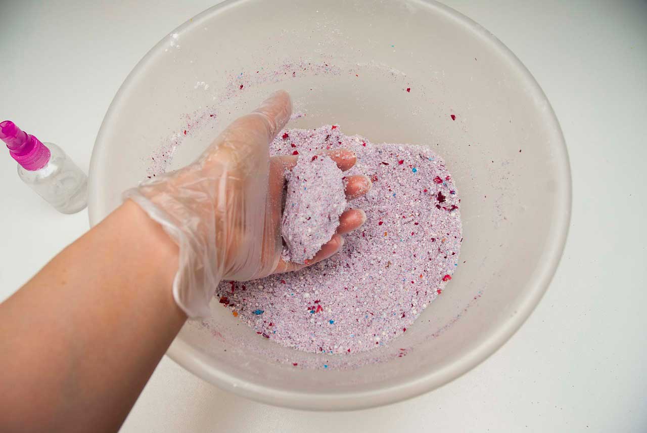 “A Little Bit of Everything” Bath Bomb Recipe – DIY Beauty Base