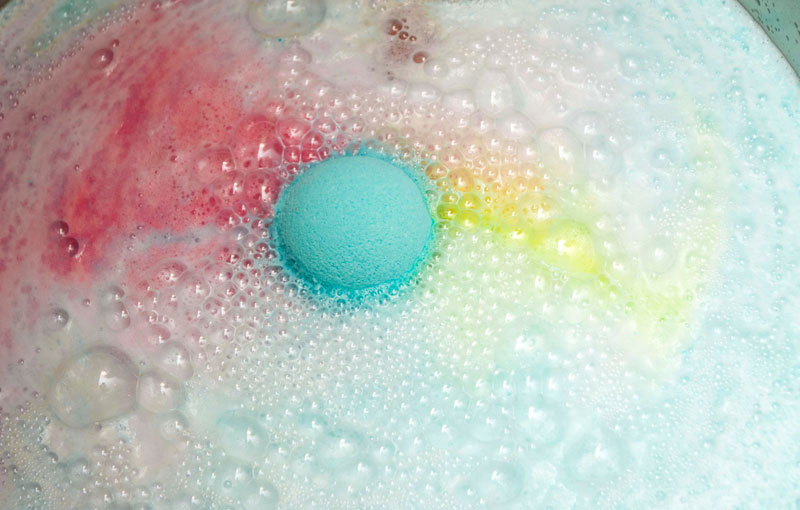 How to Color Bath Bombs