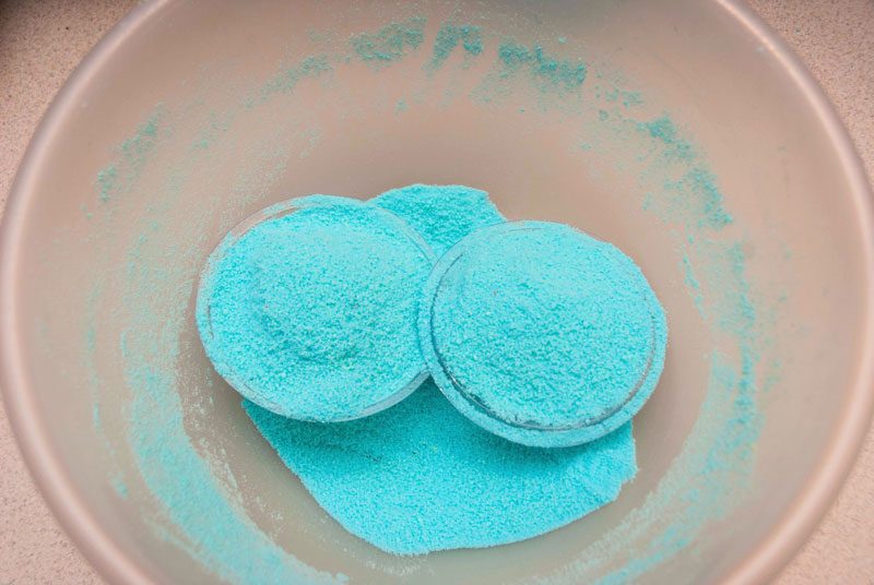 packing bath bomb molds packing bath bomb molds