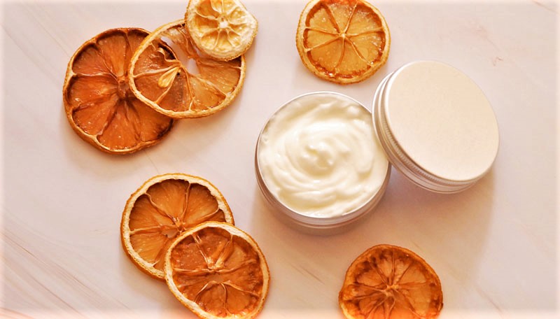 DIY non greasy hand cream inspired by LUSH Helping Hands - The