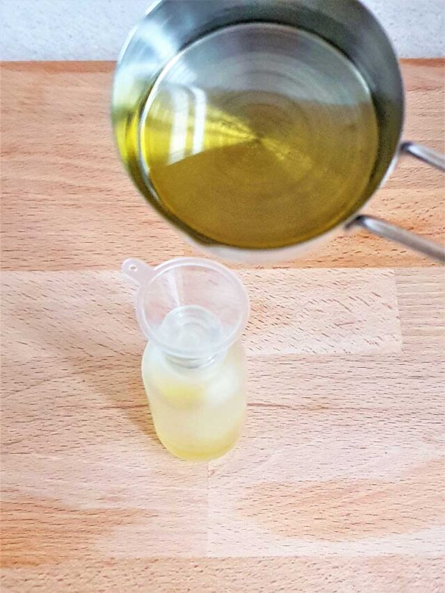 DIY Vitamin C & Turmeric Face Oil Serum For Glowing Skin DIY Beauty Base