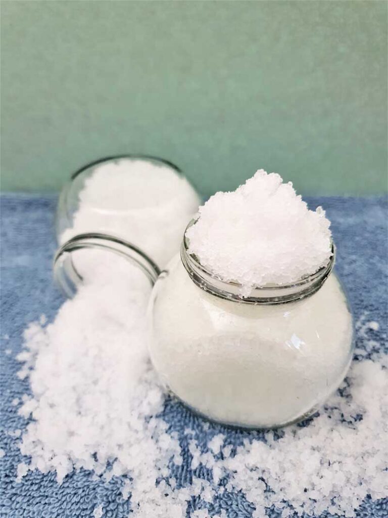 step by step recipe showing how to make bath salts with coconut oil