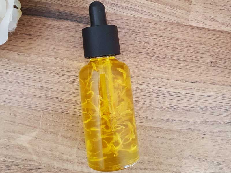 How To Make Yoni Oil: Recipe & Explanations - DIY Beauty Base